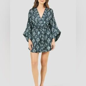 OMIKA Aashi Robe – Goa Lotus Ink – One Size – Excellent Condition